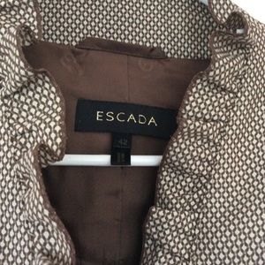 ESCADA GORGEOUS 3 PIECES SUIT. BLASER W/ RUFFLES. SLACKS & SKIRT FULLY LINING.